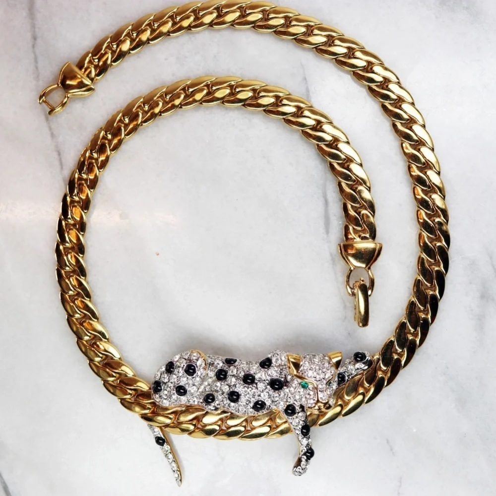 Duchess of Windsor ⚜️ Vintage Leopard Crystal Encrusted Necklace by Carolee 🐆 - Picture 5 of 16
